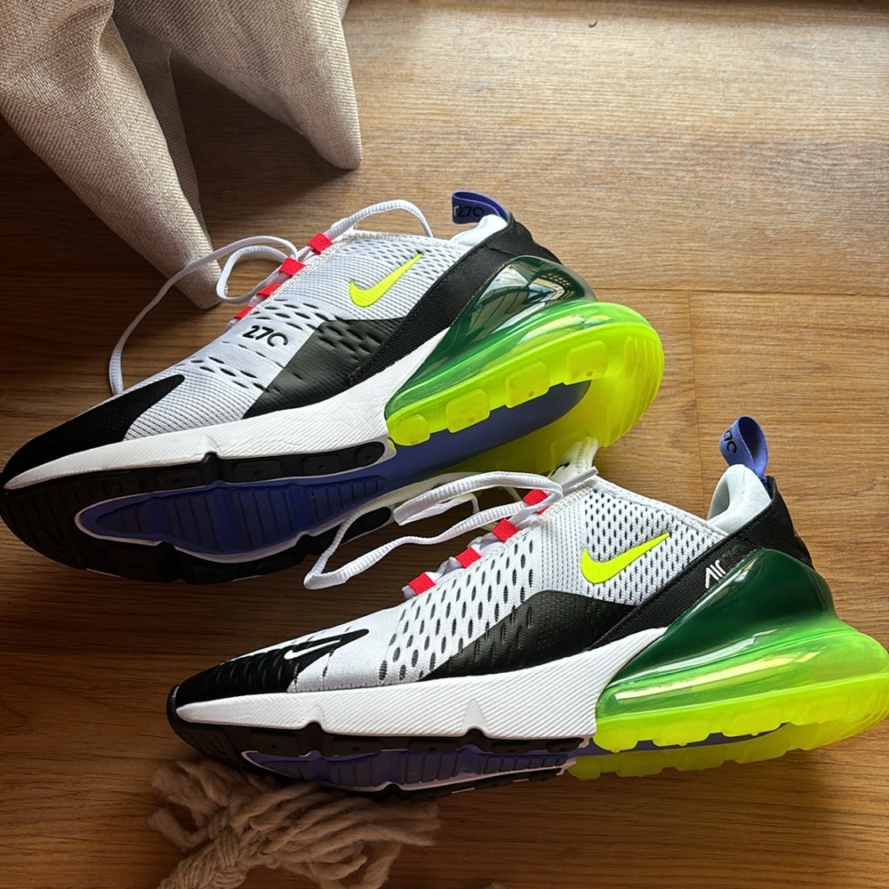 Nike Air Max 270 “White Volt Siren Red” Size 10 Women’s